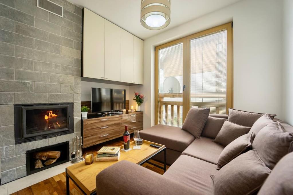 Secluded Mountain Cozy Studio With Fireplace Банско Екстериор снимка